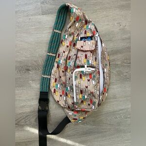 KAVU Arrow rope sling Bag - Beige and Multicolor